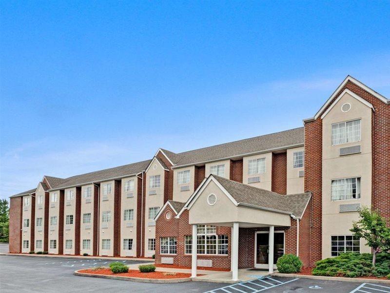 Microtel Inn & Suites By Wyndham Florence/Cincinnati Airpo Exterior photo