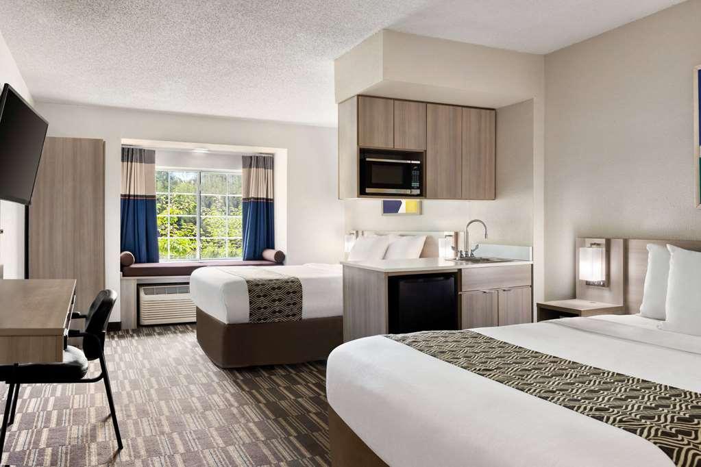 Microtel Inn & Suites By Wyndham Florence/Cincinnati Airpo Room photo
