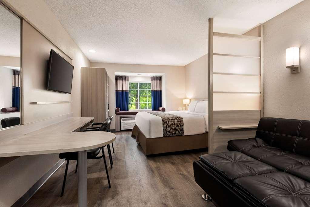 Microtel Inn & Suites By Wyndham Florence/Cincinnati Airpo Room photo